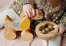 Load image into Gallery viewer, Wooden Teething Toy Apple - littlelightcollective