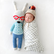 Load image into Gallery viewer, Benedict the bunny - littlelightcollective