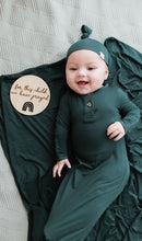 Load image into Gallery viewer, "For This Child We Have Prayed" Pregnancy Announcement Sign - Rainbow Baby - littlelightcollective