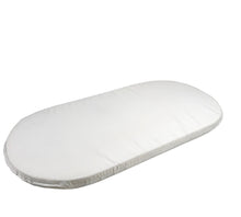Load image into Gallery viewer, Moses Basket with Organic Cotton Double Gauze Bedding Set