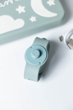 Load image into Gallery viewer, Dreamer™ Baby Sound Machine | 432Hz &amp; 528Hz | Doctor-Endorsed | BPA-Free | No Subscription - littlelightcollective