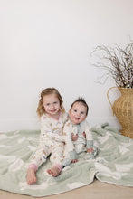 Load image into Gallery viewer, Bunny Plush Blanket - littlelightcollective