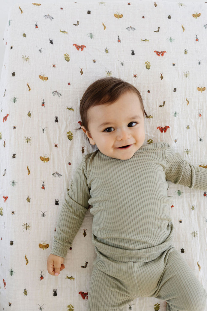 Cutie Crawlies Crib Sheet