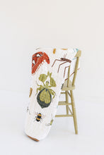 Load image into Gallery viewer, Cutie Crawlies Quilt