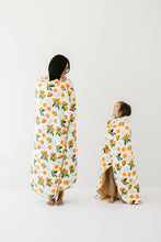 Load image into Gallery viewer, Clementine Throw Blanket - littlelightcollective