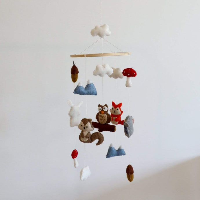 Felt Woodland Animal Baby Mobile - littlelightcollective