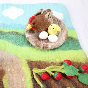 Felt Hen and Chick Set - littlelightcollective