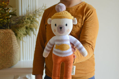 Yaruc, l'ours polaire protecteur, peluche ours polaire fait - littlelightcollective