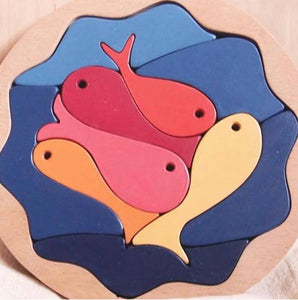 Five Fish Puzzle - littlelightcollective