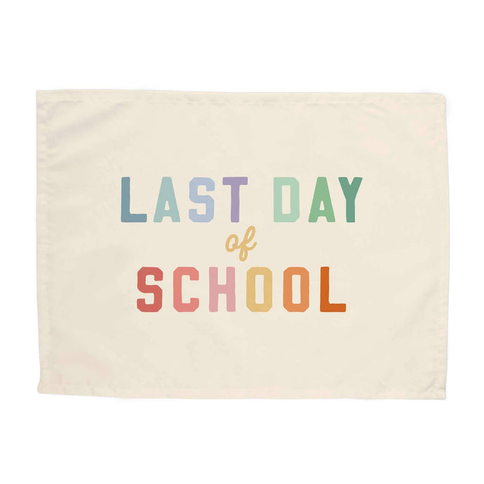 {Rainbow} Last Day of School Banner - littlelightcollective
