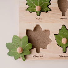 Load image into Gallery viewer, Montessori Leaf Puzzle - littlelightcollective