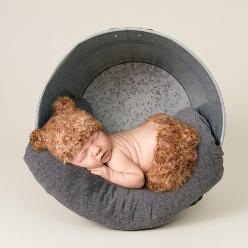 Newborn Brown Bear Beanie Hat & Pants Set - littlelightcollective