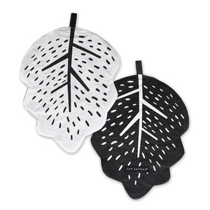Leaf Crinkle Toy - littlelightcollective