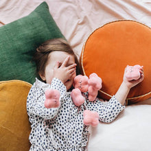 Load image into Gallery viewer, Hide &amp; Seek Kisses - littlelightcollective