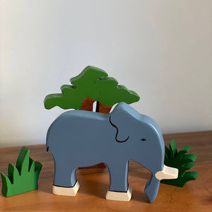 Wooden Safari Animals set - littlelightcollective
