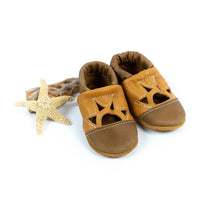 Load image into Gallery viewer, Oak/honey Two Tone Sunset Leather Baby Moccs Shoes - littlelightcollective