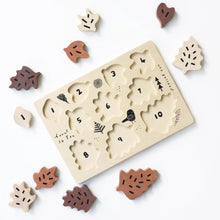 Load image into Gallery viewer, Wooden Tray Puzzle - Count to 10 Leaves - littlelightcollective