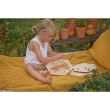 Load image into Gallery viewer, Bee Anatomy Wooden Puzzle - littlelightcollective