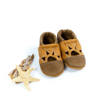 Load image into Gallery viewer, Oak/honey Two Tone Sunset Leather Baby Moccs Shoes - littlelightcollective