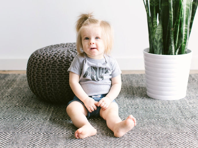 SISTER BEAR BABY BODYSUIT - littlelightcollective