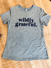 Load image into Gallery viewer, Wildly Grateful Tee - littlelightcollective
