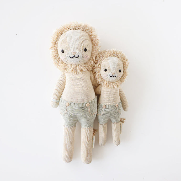 Cuddle + Kind - Sawyer the lion - littlelightcollective