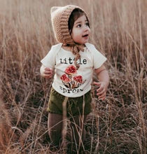 Load image into Gallery viewer, Little Sprout Short Sleeve Organic Bodysuit - littlelightcollective